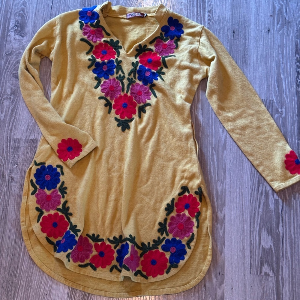 Maria floral  Embroidered Yellow Sweater XL